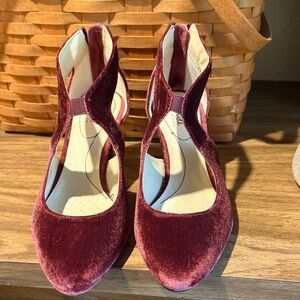 Life Stride Burgundy Velvet Heels